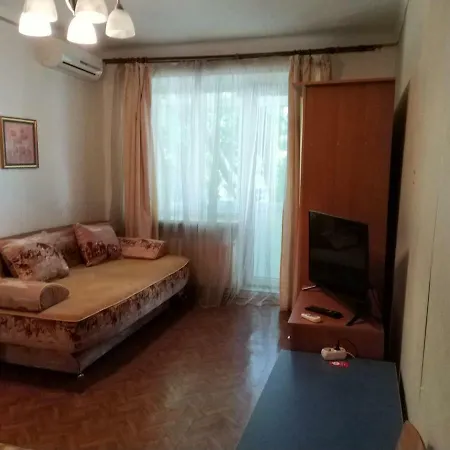 Frantsuzky Bulyvar Apartment *